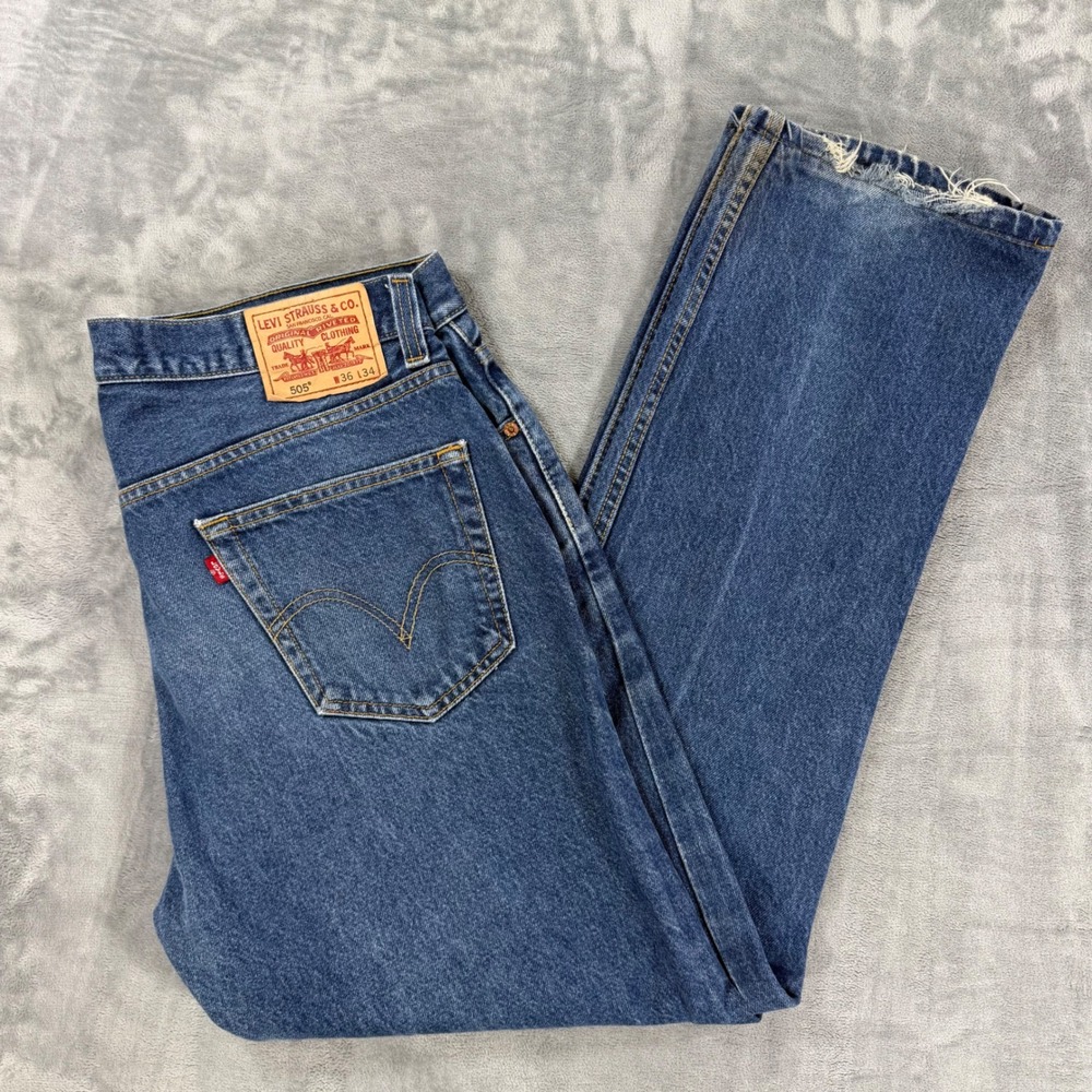 Vintage Levi's 505 Regular Fit Jeans Men's Size 36x34 Blue Medium Wash